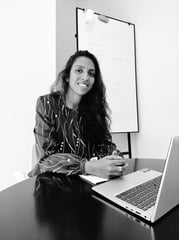 Umaial Selvarajah : ingénieure, cheffe de projet... et ceinture noire de curiosité