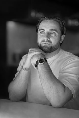 Nicolas Ménoret Division Manager Switzerland